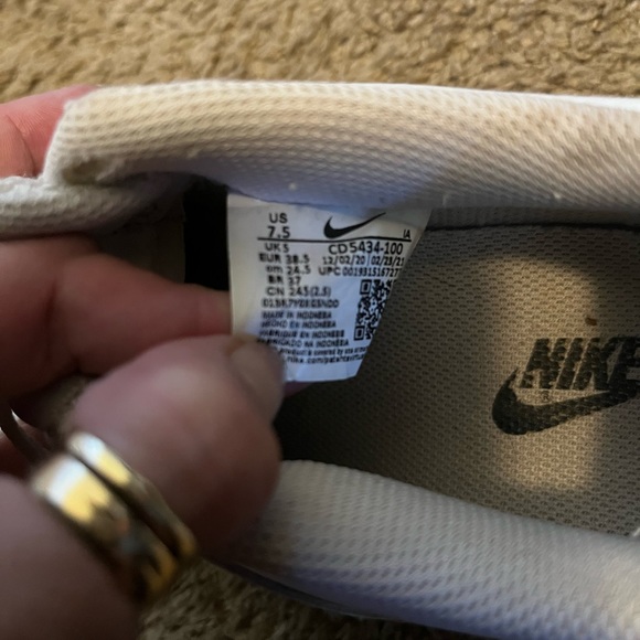 Nike Airforce - Picture 5 of 5